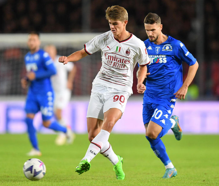 他都能在不 他都能在不