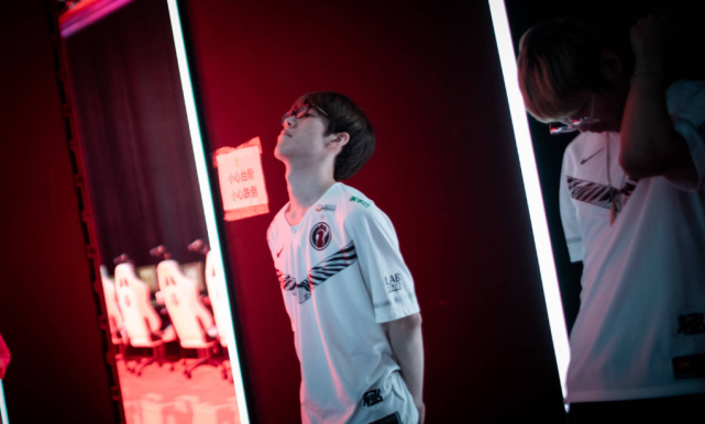 也是对球队 也是对球队