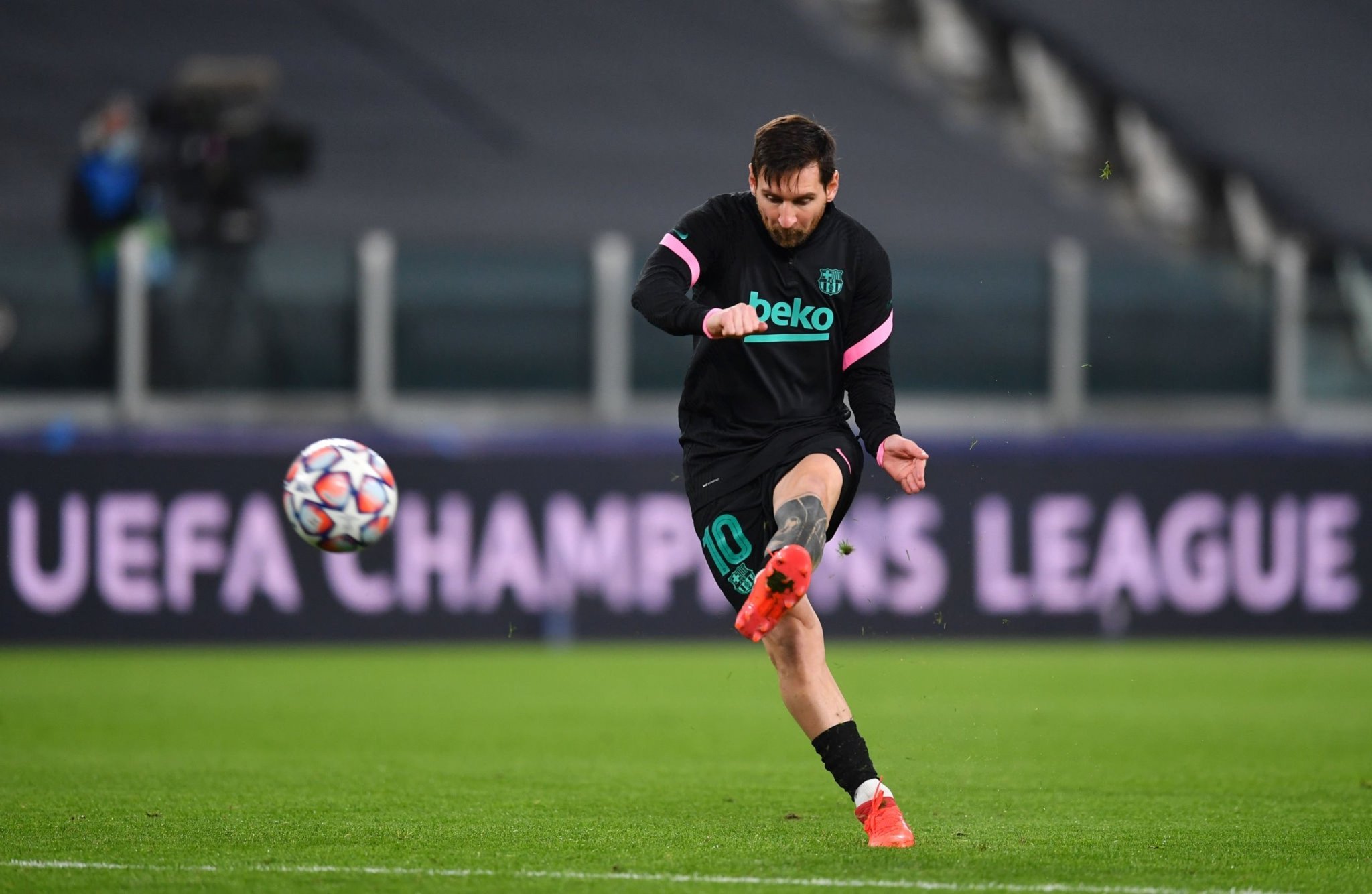 的深度不足 的深度不足