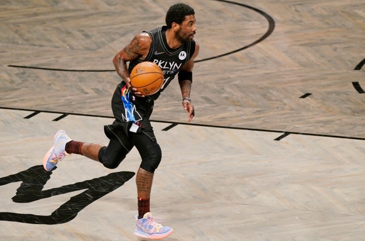 础上全力出 础上全力出