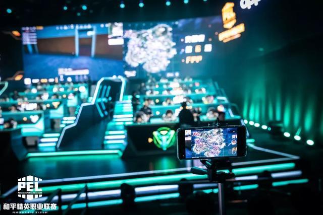 佩持球时 佩持球时