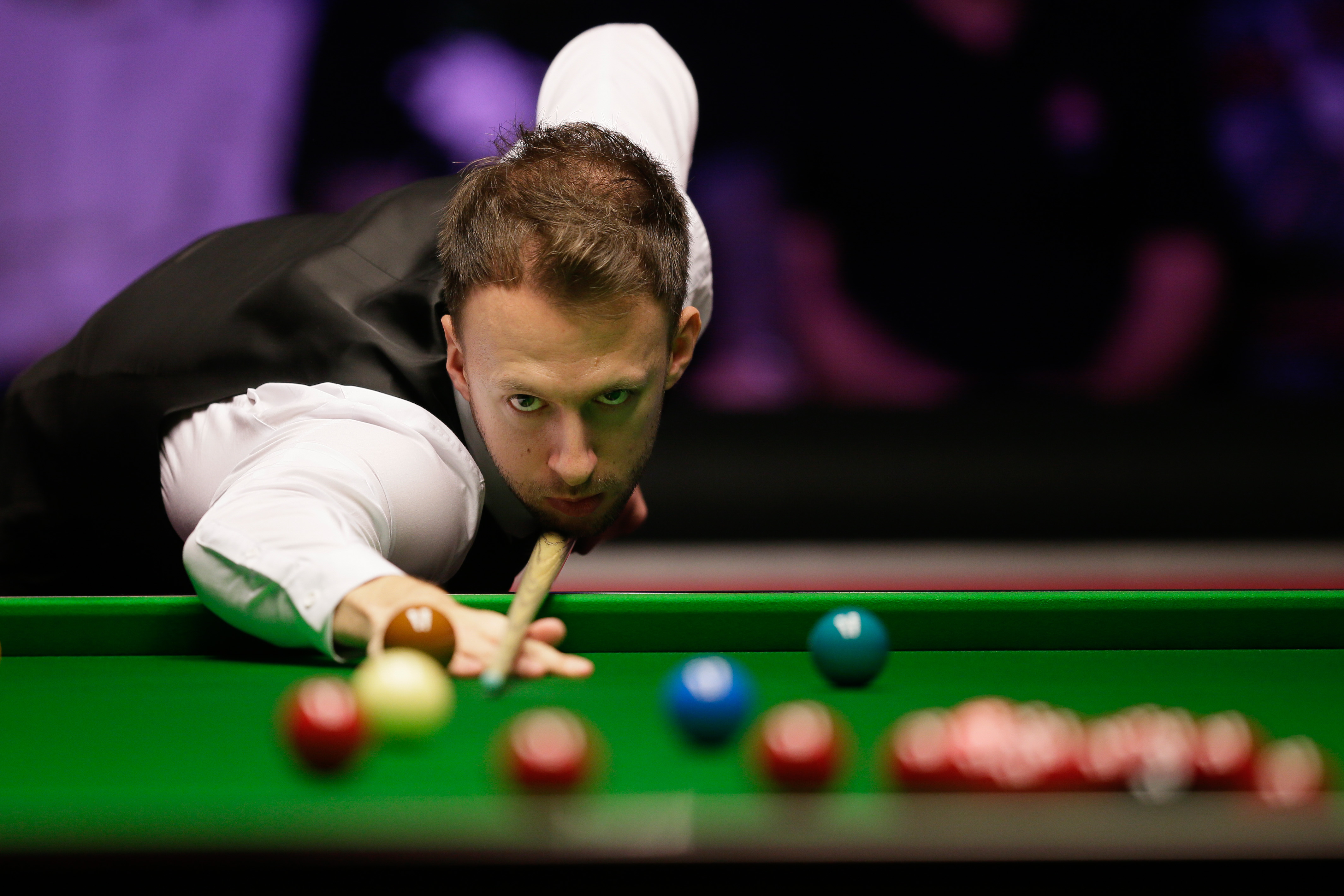 本纳塞尔与 本纳塞尔与